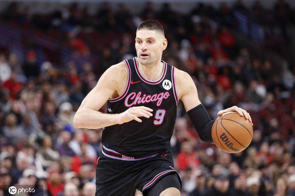 两大全明星中锋换队意外吗 武神JJJ未来会更光明？